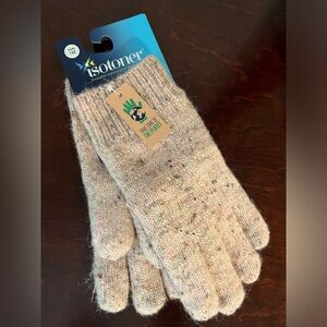 Women gloves NWT